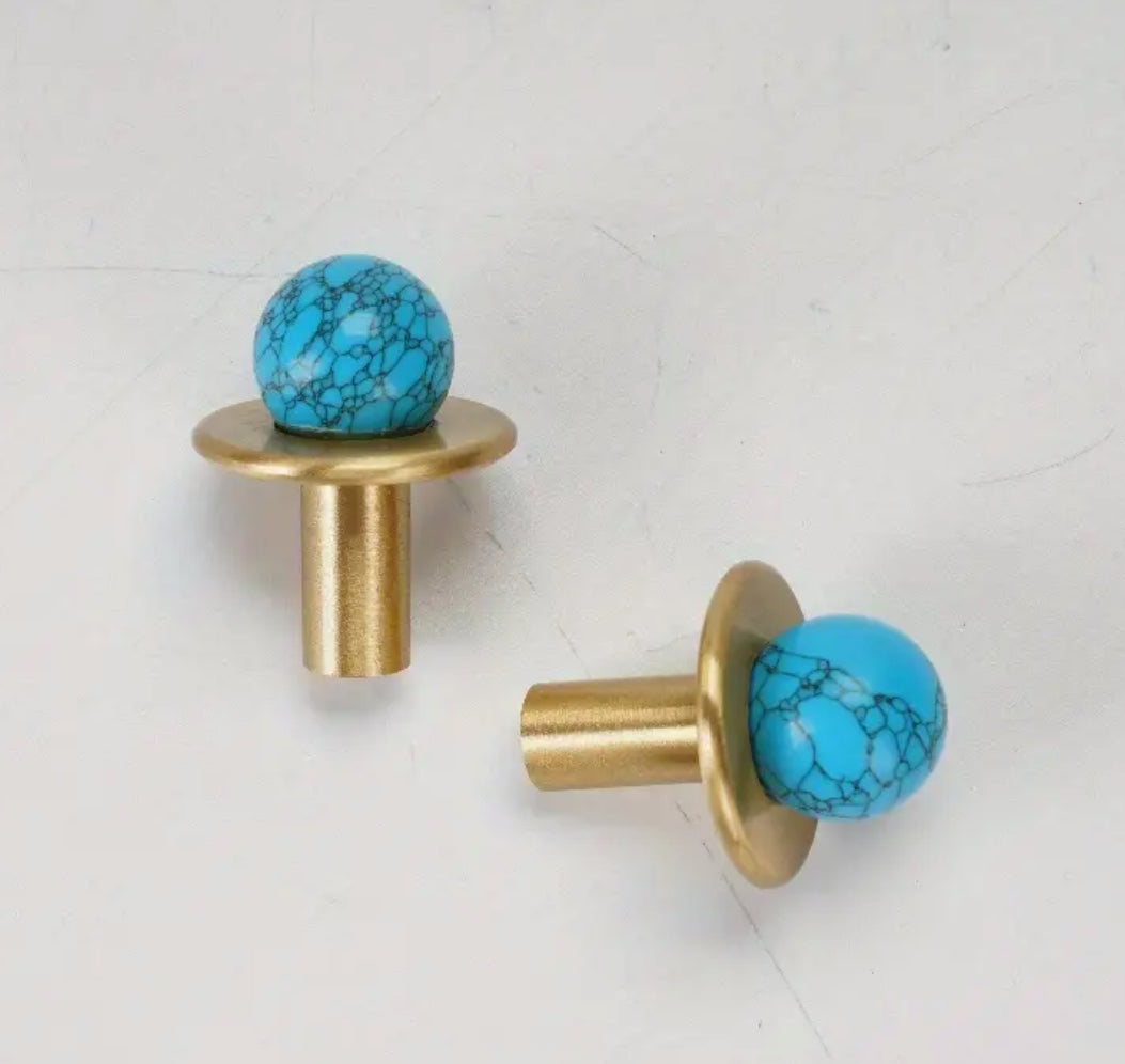 Elegant knop i messinglook med krystal-loo